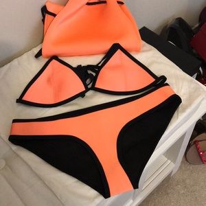 TRIANGL Bikini